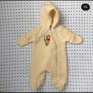 Vintage Winnie the Pooh baby bunting 0-6 months